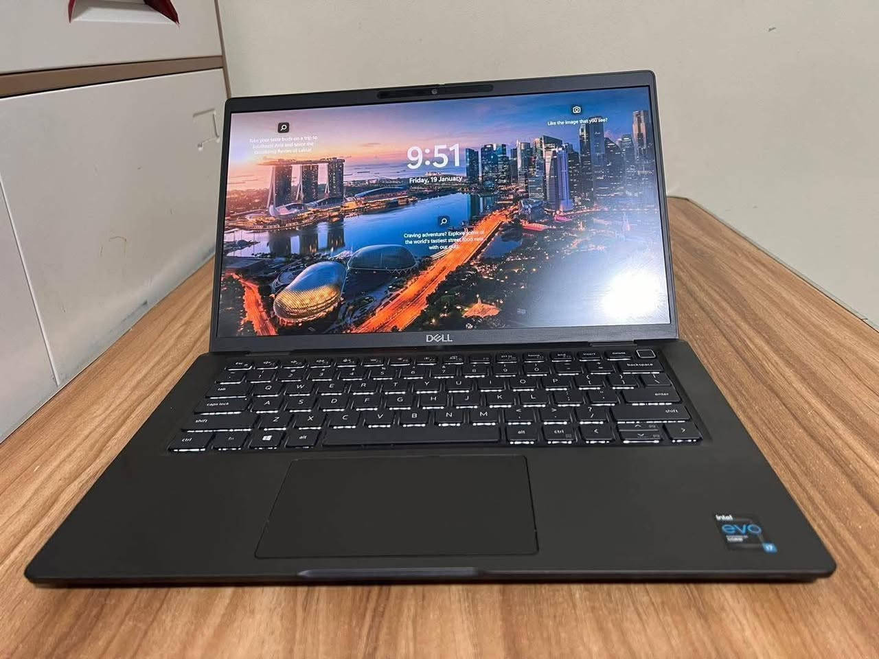 Dell 7420 جيل حادي عشر  
 مناسب للبرامج المكتبية والطباعة والتصفح والدراسة والامن السيبراني وغيرها
. 
 السعر 345 الف مع التوصيل 

.  النظافة شرط اخو الجديد تفحص بيدك واجيك يلة تأخذها 
……………………
 المعالج Core Ci5 -11th  
 ذاكرة الوصول العشوائي (الرام) 8GB 
 التخزين( الهارد) SSD 256GB 
مقاس شاشة(حجم الشاشة)  14
 كيبورد  عربي انكليزي 
…………………………………


**إذا كنت صاحب هذا الإعلان وتريد حذفه لأي سبب، رجاءا أرسل رسالة إلى الدعم الفني**