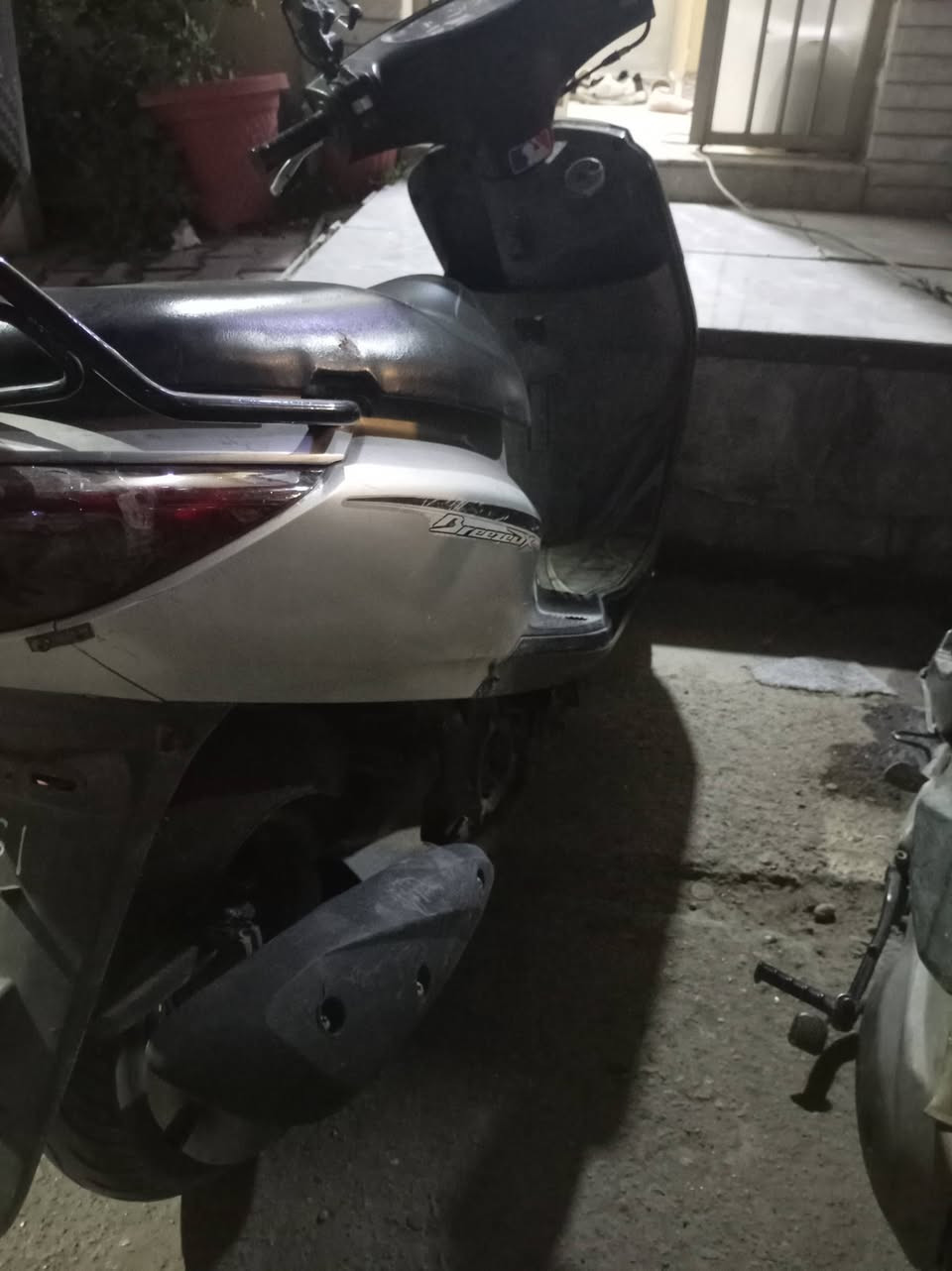 سلام عليكم دراجه بريز كابريتر قبل شهر نزلت رنبه مكفوله من كلشي سبب بيع محتاج سعر ٦٠٠ وبيه مجال المكان البنوك رقمي ***********
