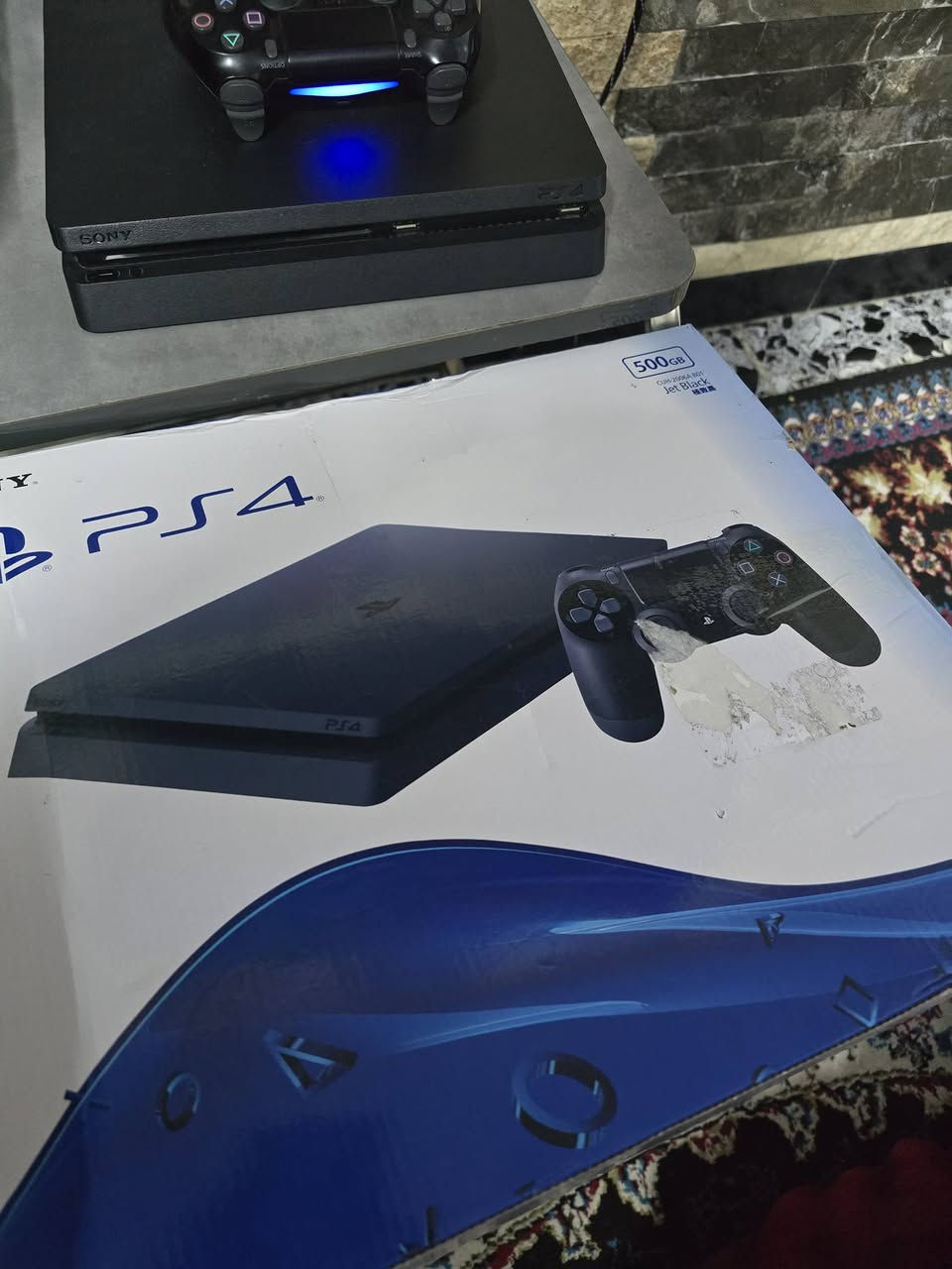 سلام عليكم بلي فور سلم مهكر  جديد نضام 11.52 لوك ستيكر مساحته نص تيرا كامل ملحقات ويا يده لاصليه مكاني بغداد الحسينيه مال راشديه سعره ٢٧٠ وبي مجال حك جيه ***********
