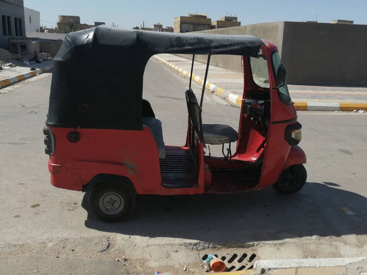 السلام عليكم تكتك بياجو مديل ١٨ أوراق اصوليه كامله محوره مكينه باجاج تكتك خير من الله الاستفسار *********** مكان واسط النعمانيه
