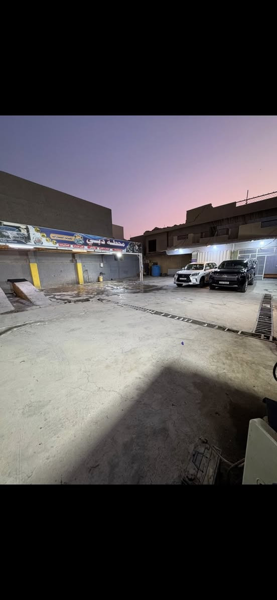 محطة غسل سيارات للبيع
تحتوي على 
غرفه استراحه 
مضخه غسل 250 بار 
كمبريسر هواء 300 لتر 
بطل زاهي 80 لتر 
مكنسه 3 ماطورات 
سستم كامرات كامل 
تانكي ماء 3000 لتر 
تانكي ماء 2000 لتر 
مولد 30 kv 
تانكي كاز 250 لتر 
محطه جاهزه وشغالة رأساً تشتغل 
مكان المحطه فلوجة حي الشرطه 
***********
