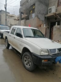 بيكب ميتسوبيشي • ٢٠٠٤ • ٤٠٠٠ سي سي