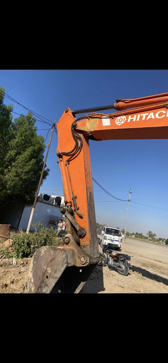 سلام عليكم حفاره تو البيع رقم الماني جاهزه العمل ***********
