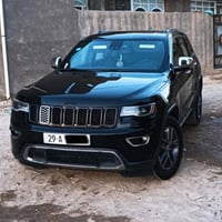 جراند شيروكي ليمتد • ٢٠١٧ • ضعف بالمحرك