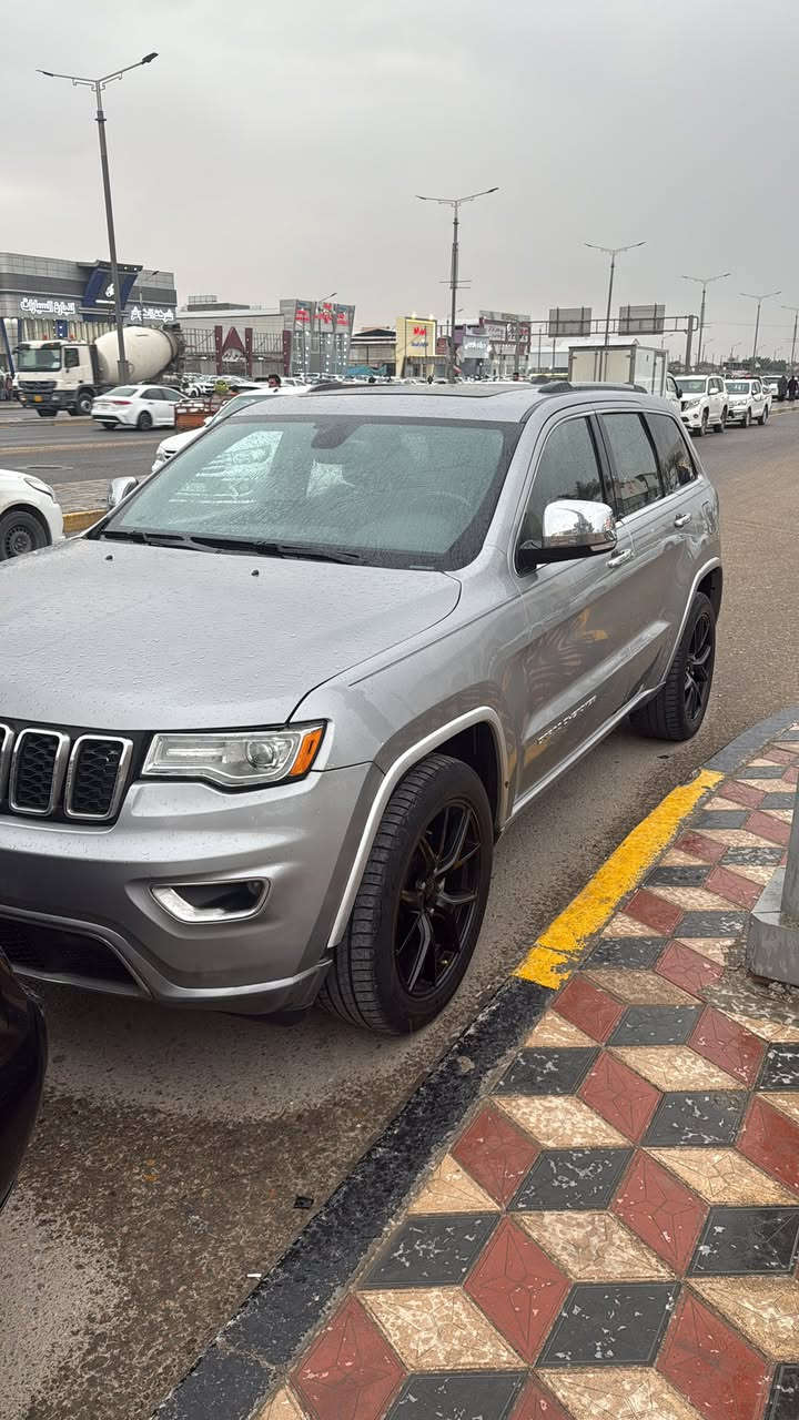 معلايه 15 معلايه 17 جيب للبيع معوقين منتهي وماشي معاملته فول فول كراند شيروكي حاده قطعتين بدون دواخل ماشيه 60 الف حقيقي سعر 165


**إذا كنت صاحب هذا الإعلان وتريد حذفه لأي سبب، رجاءا أرسل رسالة إلى الدعم الفني**