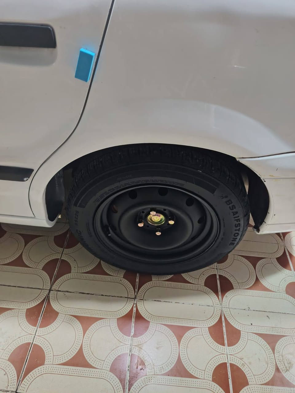 السلام عليكم
سمند رقم بغداد انكليزي مشروع وطني
موديل 11 
مكفولة هزة وسنوية جديدة
مكينة كير حدادية كهربائيات كاملة
تخم تاير بالكارتون
تبريد ثلج السيارة جاهزة متذب عليها الف دينار 
مكان السيارة واسط
السعر 44 وبيهه مجال
***********
***********
