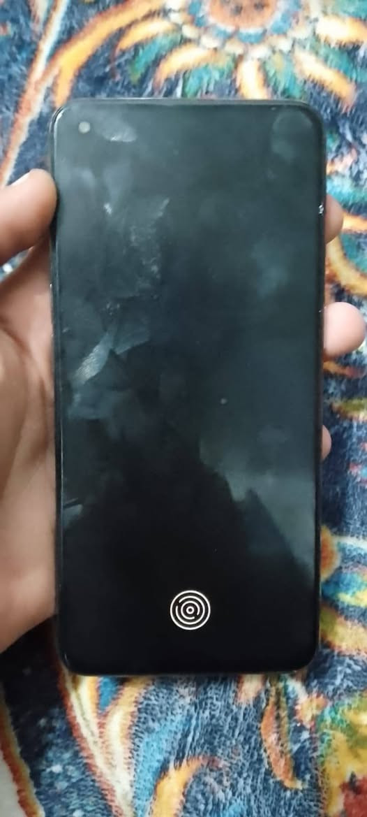 سلام عليكم جهاز للبيع اسم الجهاز ريلمي برو3Q ذكره٢٥٦ الرام ١٢ للستفسار اتصال للرقم ***********+الجهاز كلش نضيف
