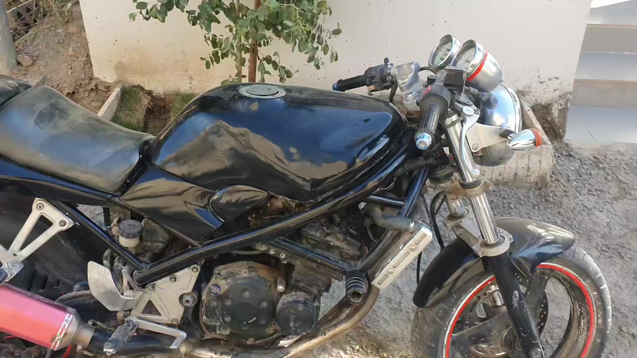 بانده ربع للبيع أحلى من الصور وبكل وقت نكره سلف


**إذا كنت صاحب هذا الإعلان وتريد حذفه لأي سبب، رجاءا أرسل رسالة إلى الدعم الفني**