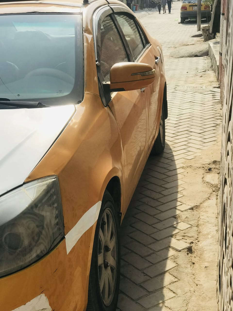 جيلي موبل مديل ٢٠١٢ محرك كولة ١٨٠٠ كير عادي رقم بصرة مشروع وطني بسمي مراوس  او بيع السعر ٣٠ مكاني بغداد الشعب ***********
