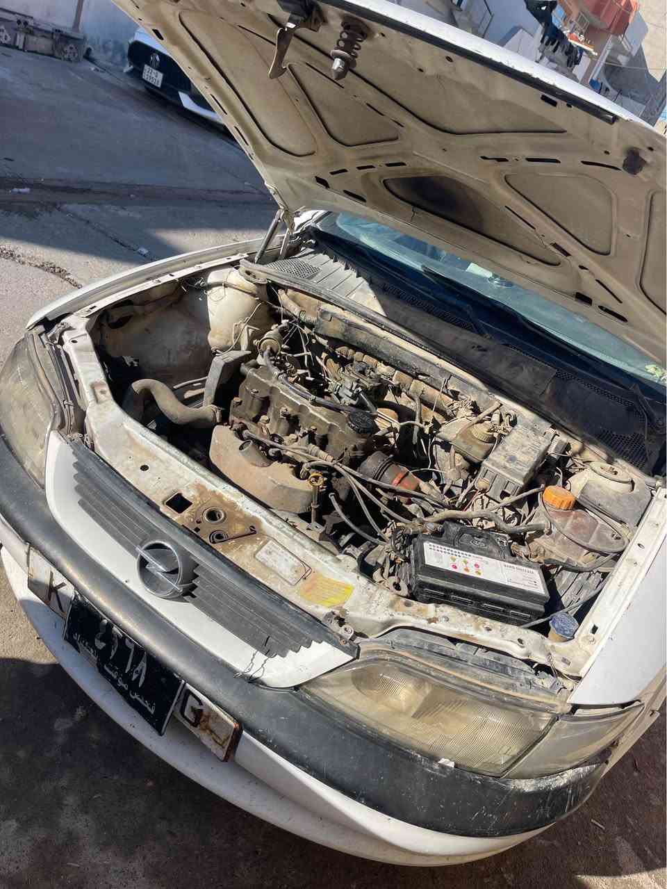 ئۆپل ڤیکترا مۆدیل ٩٧  مەکینە ١٦ قایش پان گێڕ عادی  گێڕو مەکینە بەشەرت  سبوخ بیلادیە  دەعمو لێدرانی بەقۆتی نیە تەنها یەک جەمپی خەفیفی پشتی هەیە شایەنی باس نیە  لایت و فلچەو ئیشارەت ئیش دەکات  سوکان پاوەرە    وردە مەسرەفیکی هەیە  سەنەویی و پاکانەیە   بەشەرتی ئەوەلیات  سعری ١٧  مەجالیکی برایانە  پارەی علوجیکە  شوین هەولیر *********** أربيل, العراق
