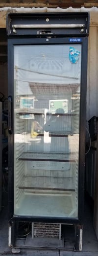 عارضه للبيع نضيفه جدآ العنوان بغداد الشعله مراسله واتساب 07704578821.....