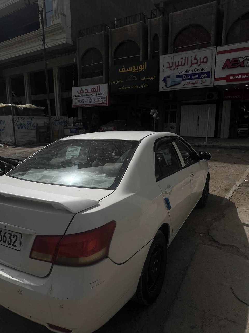 السلام عليكم ورحمة الله وبركاته
اللبيع   BYD G3  
موديل 2012 رقم السيارة مميز 
كير خير من الله 
محرك مچفت بعده بلضمان 
فول مواصفات 
صدر امامي خلفي صار شهرين من مسوي ادامه 
تبريد ثلج + تدفئة 
فتحة ب السقف 
تحكم ستيرن 
تايرات جديدة
 شاشة + كامرة + حساس خلفي 
سياره بيها صبغ حزام وبارد وباب مبدل و دعاميه وبراكيت مبدلات جاهزه للاستعمال  يحتاج لها ترتيب بسيط 
بأسمي رقم بغداد الجديد   
تحويل ثاني يوم
السعر 45 وبيها مجال بسيط  !!
مكان السياره بغداد / المنصور
اي استفسار خابرني وبيك خير وادلل
رقم الهاتف / ***********
