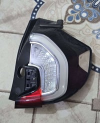 باك لايت تيران • موديل 21-24 • يمين مكسور