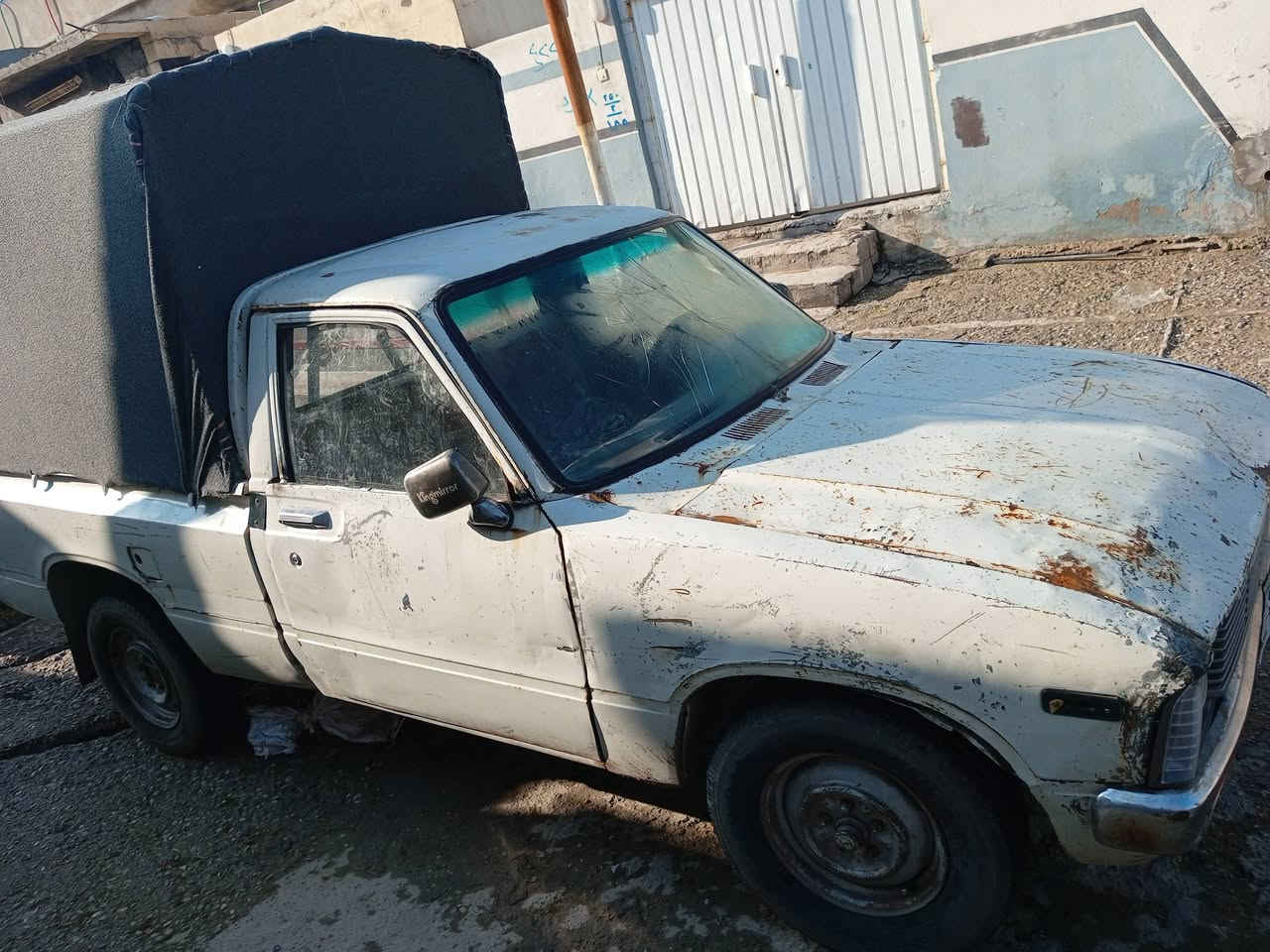 بيكم 80
المكان شارع عشرين  حي تنك
السعر عشرين بيا مجال 20
شرط تحويل سنويه عاضم 
السنويه جديد 2027
رقم الهاتف
***********
