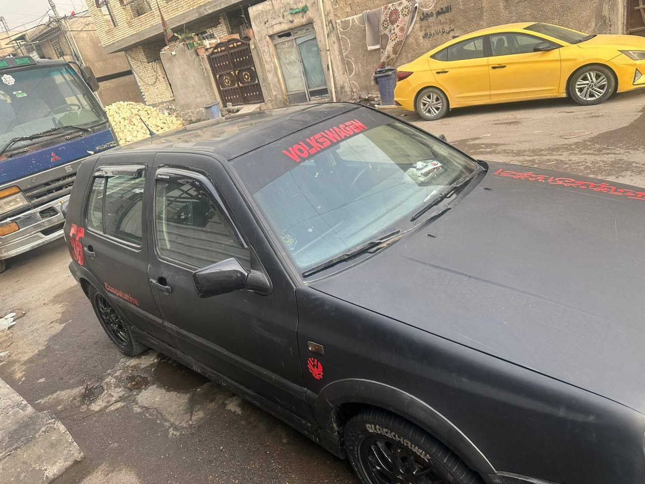 السلام عليكم
گولف موديل 1994 للبيع

مكينه كايمه كير عادي 

السعر 41 وبيها مجال حق الجيه
الرقم ***********
