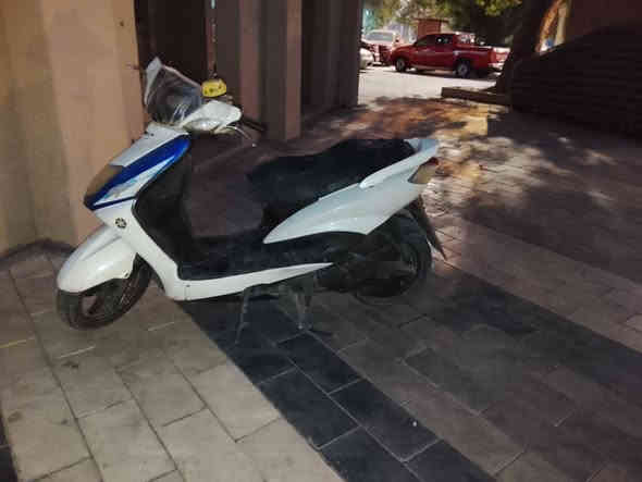 سلام عليكم دراجه سكنس للبيع الدراجه نضيفه كلش الكفرات ختم واحد المحرك نضيف كلش +اكلجات رياضي السعر 700 وبيه مجال بكاني بغداد شارع حيفا رقمي واتساب ***********
