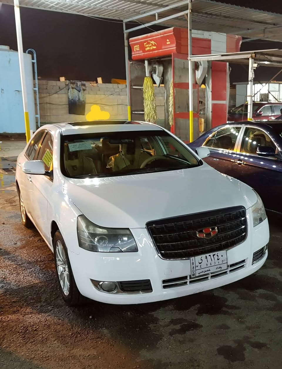 للبيع .. سيارة أمگراند الحجم الكبير  EC8 اللون ابيض بدون حادث والايرباك سليمات جدآ
موديل 2013 وحجم المحرك  2400  cc  المحرك والگير مسيوبيشي بلاد تخم تايرات جديدة مع باتري جديد  
مزودة بكامرة خلفية وحساسات خلفية وشاشة 
رقم بغداد ومشروع وطني وين مايعجبك تتحول حتى محافظات
سنوية تنتهي 2030
مكان السيارة الكاظمية 
السعر ٧٦ ورقة  وبيها مجال للشراي ***********
