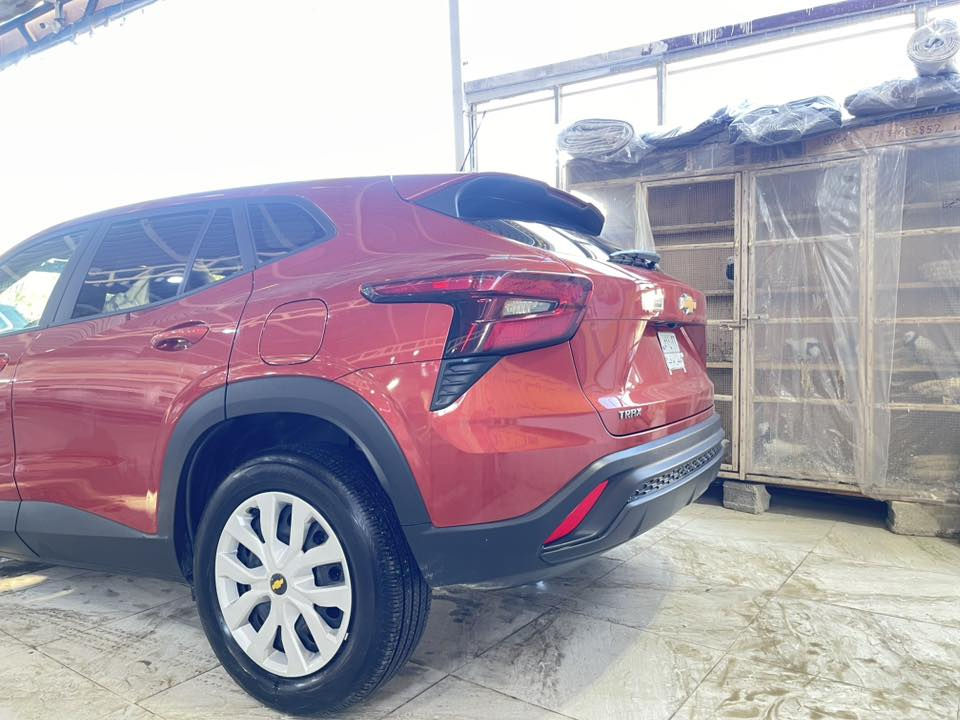 شوفر ليت تراكس 
موديل 2024 
رادارات جانبية
رادر توقف
اتو ستوب اطفاء ذاتي 
حادث بنيد فقط 
السعر 140
***********
اتصال او واتس فقط 
الرزق والتوفيق للجميع
