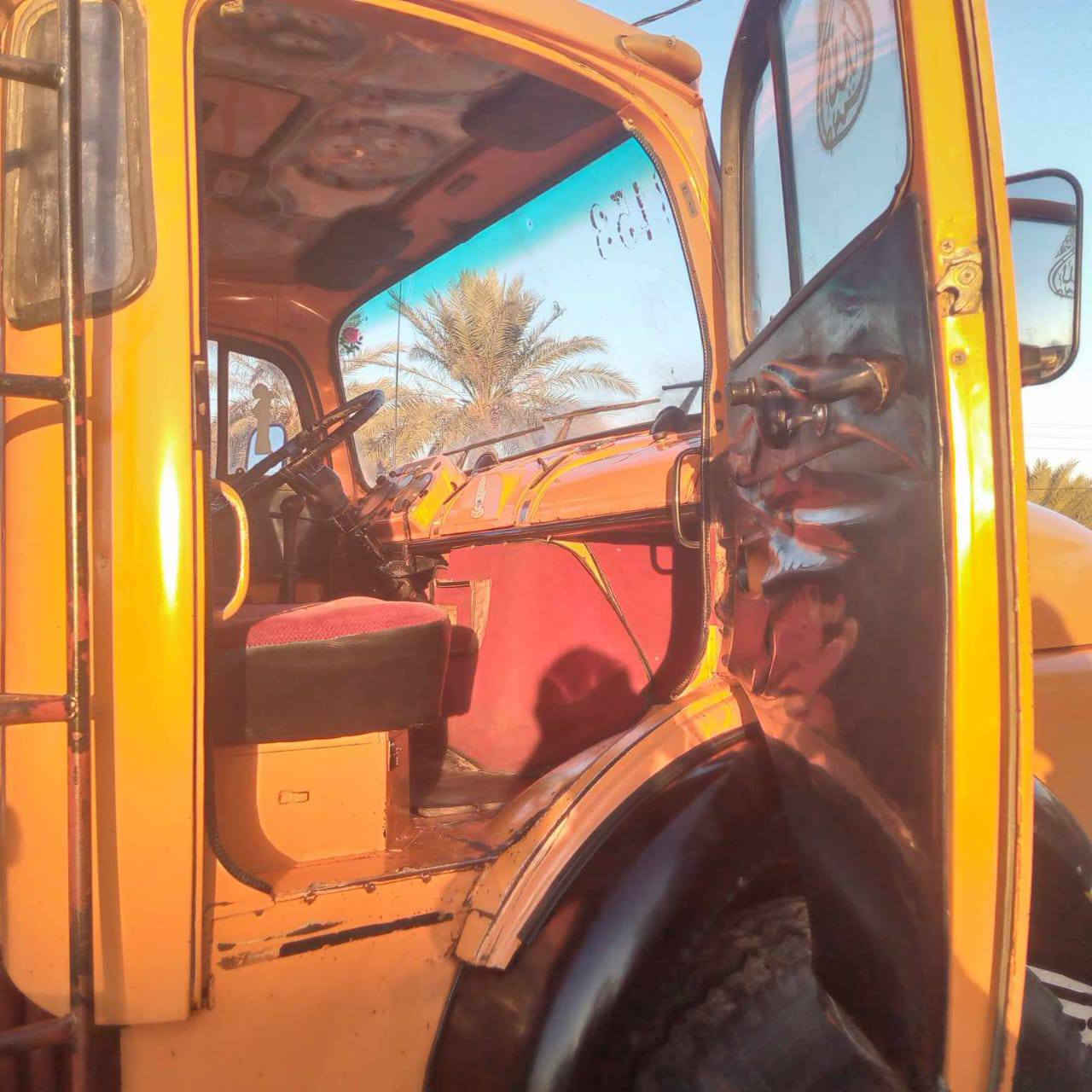 قجمه للبيع مكفوله كفاله عامة موديل 81للاستفسار الاتصال على الرقم ***********
