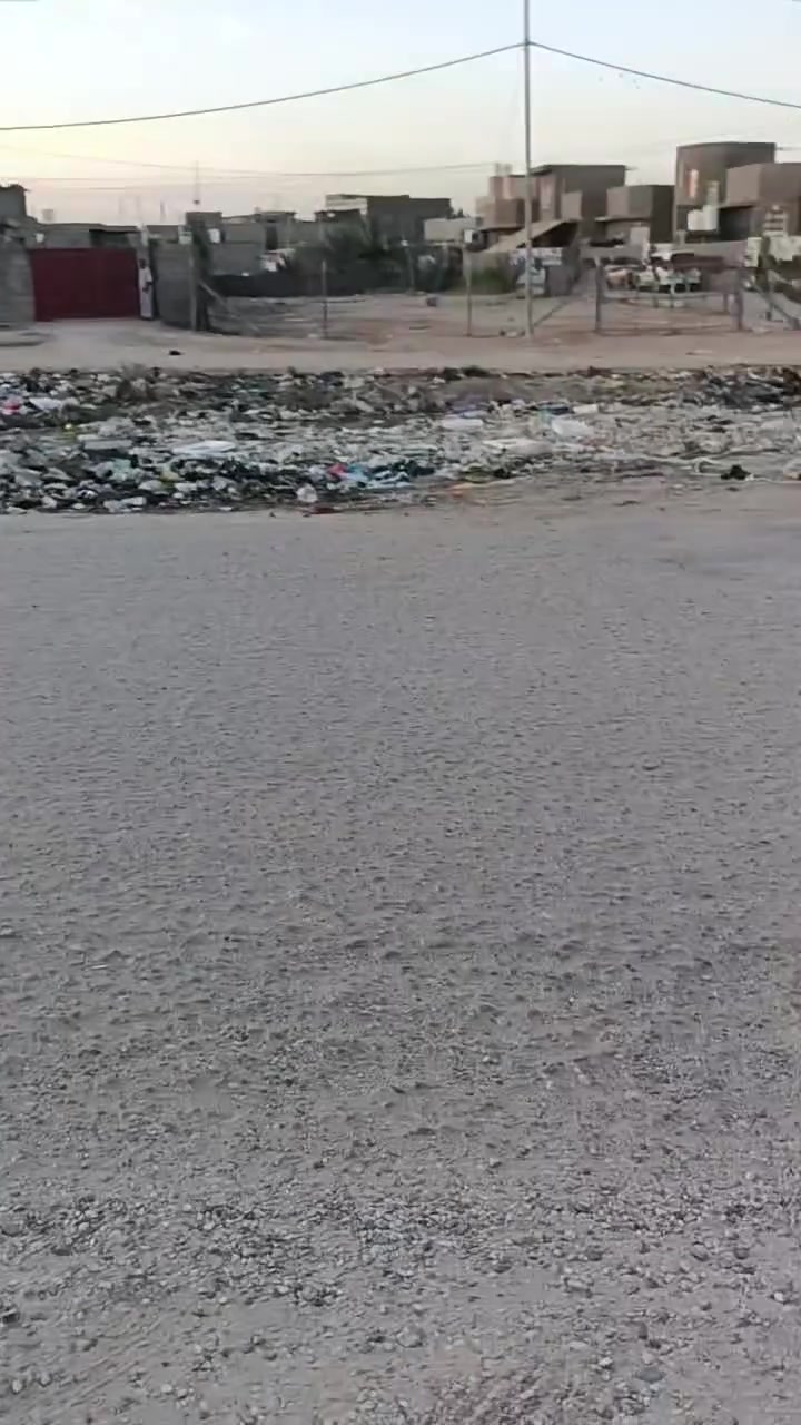 قطعة للبيع شارع المدرسي المساحة ١٠٠منرللستفسار
*********** واتساب
