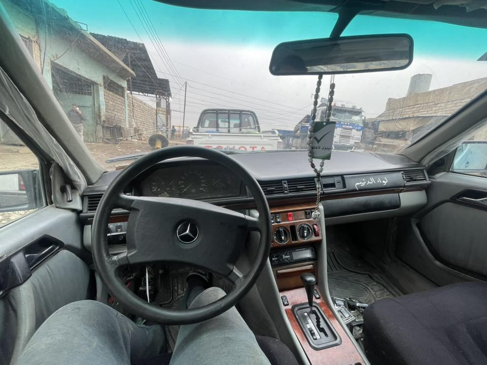 مارسدس دب230 رقم صلاح الدين
مصبوغة عام جمالية 
محرك 4
كهربائي شغله 
موديل 1992 
بدون تبريد 
***********
***********
سعر 58 $
مكان سيارة موصل
