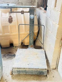 كبان للبيع المكان الفضيليه 07730797357