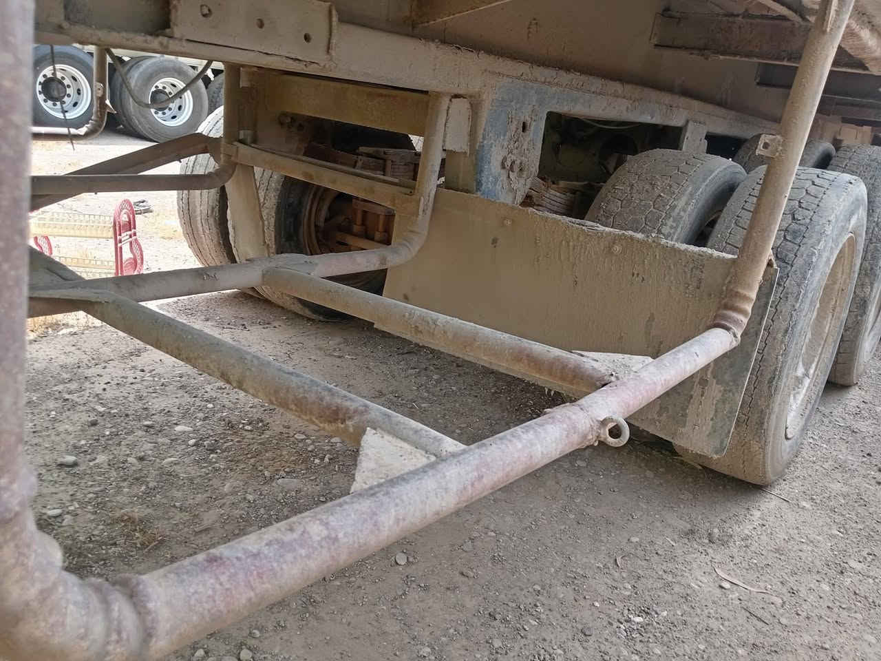 السلام عليكم
عربانه بودي للبيع
اتلاث دناكير مزوج 16مربع 
جناب درجه اوله ارتفاع 185
طول 12 ونص
التواصل على هذا الرقم 
***********
