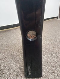 جهاز اكس بوكس 360كامل ملحقات مضيف السعر خاص 07734949266 واتساب