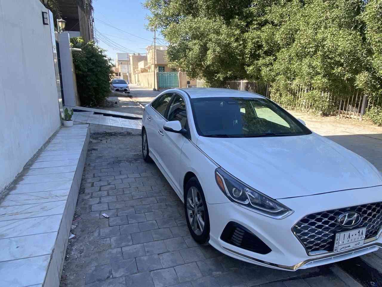 سوناتا 2019
محرك 2.4GDI
عداد المسافة 90 م
حادثة جاملغ وطرف البنيد اقل من شبر و يم قبق البانزين
بدون ايرباك
تبريد بيانو 
بصمة
رادارات جانبية 
كامرا دواره 
شاشة كبيرة
شحن لاسلكي 
هيتر ستيرن 
تدفئة كشنات
قطعتين تبريد امامي خلفي
السعر 135 و بيها مجال بسيط 
مكان السيارة النجف

للاستفسار 
***********
