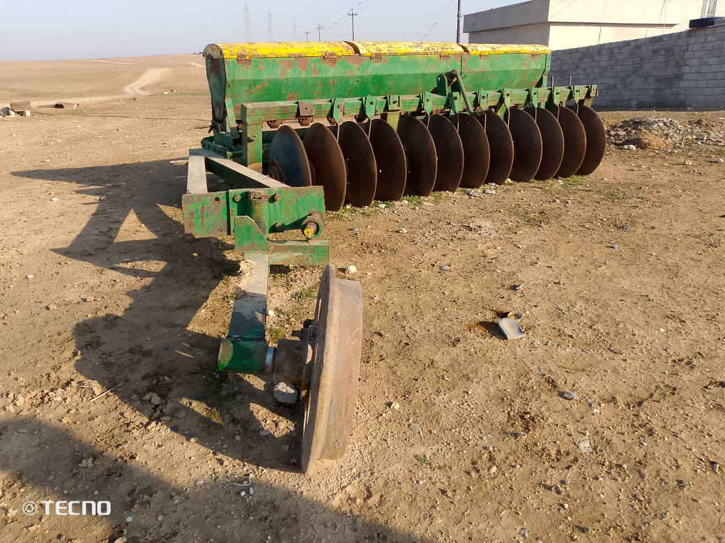 ديسك 12 للبيع صيجان فرنسيه فلنجه 66 الاتصال الرقم العنوان الموصل.   ***********
