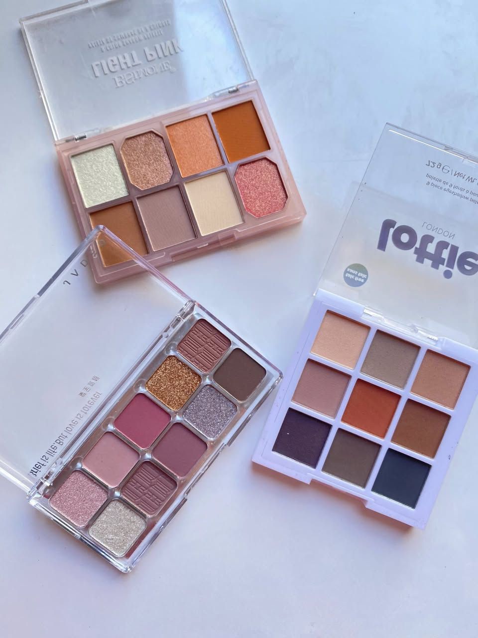 بالـيت شدو 
بكل الألوان وماركات كلش حلوه 
الأسعار مختلفه ♥️
يوجد توصيل 📍


**إذا كنت صاحب هذا الإعلان وتريد حذفه لأي سبب، رجاءا أرسل رسالة إلى الدعم الفني**