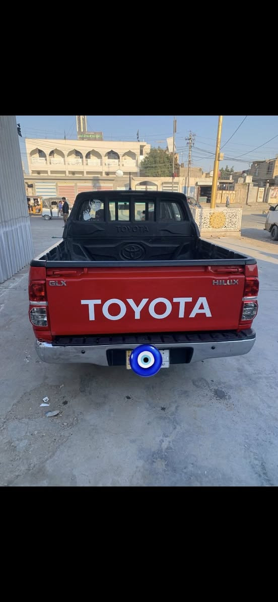 السلام عليكم سياره بيكم هايلوكس موديل 14 سعودي شاصي 12 نضيفه جدن بيها صبغات بدون فتح وتبديل رقم قادسيه مكان بغداد السعر 185 وبيها مجال شراي يتصل 
***********
