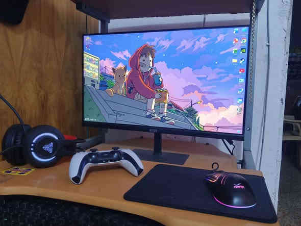 pcللبيع
كرت الشاشة:Nvidia gtx 1650Super
المعالج: amd R5 2400g
الرامات:16
التخزين: HDD 1T.     m.2 256
البور سبلاي: 650w
المذر بورد:msi b450 game plus

سعر الكيس: 350 فقط الكيس 
ولي يريد الشاشة او اليوبي اس او باقي الغراض نتفق عليهن 
 مكاني:كوت
الرقم:*********** دهل اوران
