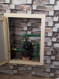 1-صيانة وترتيب ماطور ماء بوستر حجم 1/2 حصان رئيسي صاعد 2-تبديل من قطع ...