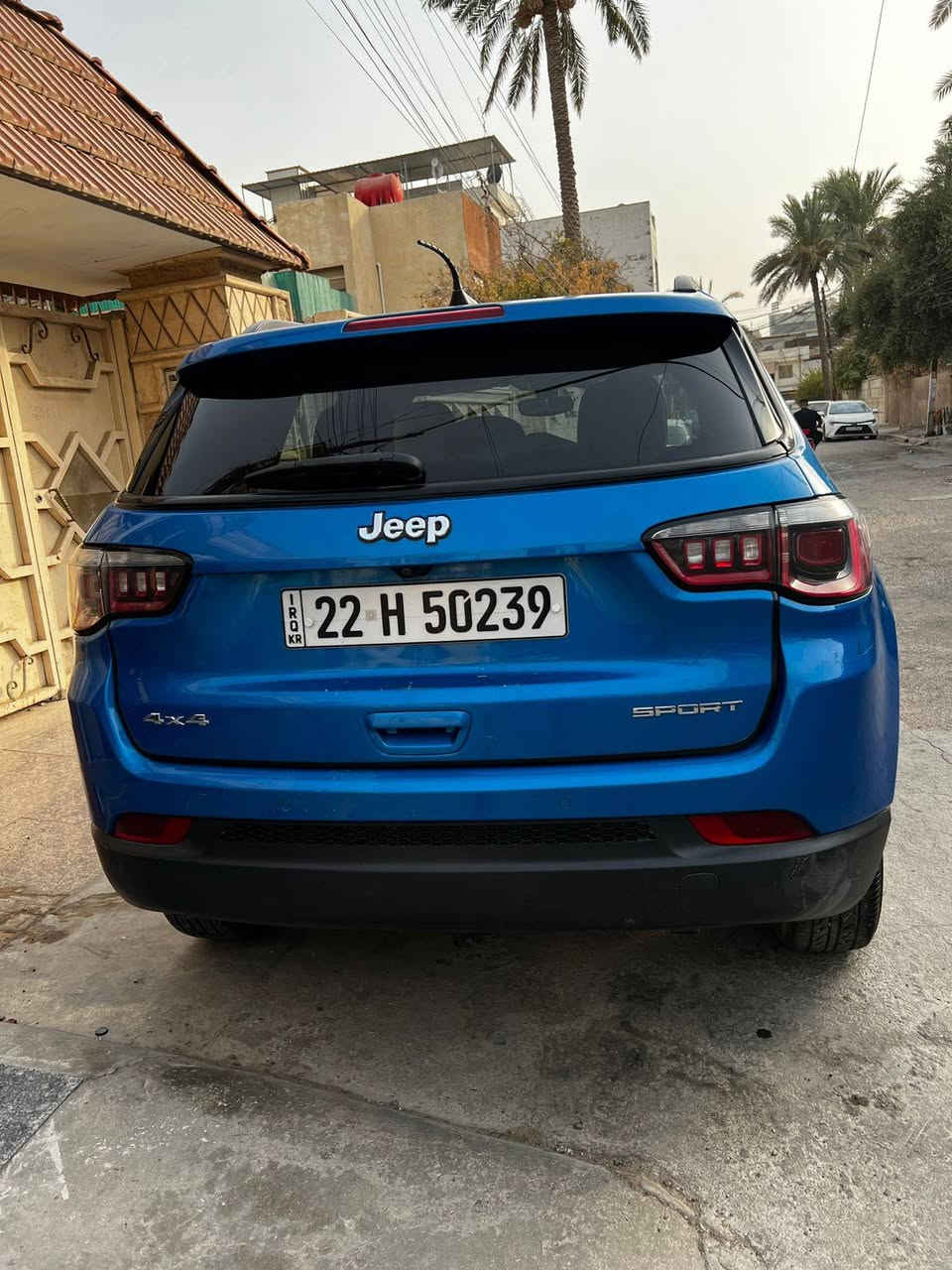 مراوس بكورلا 
جيب كومباس ٢٠١٧ وارد امريكي 
محرك ٢.٤ جديد شاده
رقم اربيل جديد نسوية لل ٢٩
كير ومحرك شرط 
السيارة ماشية ١٢٦ الف كيلو
الضرر موضح بالسونار 
السعر ١١٥ مكانها بغداد الكاظمية 
للاتصال ***********
