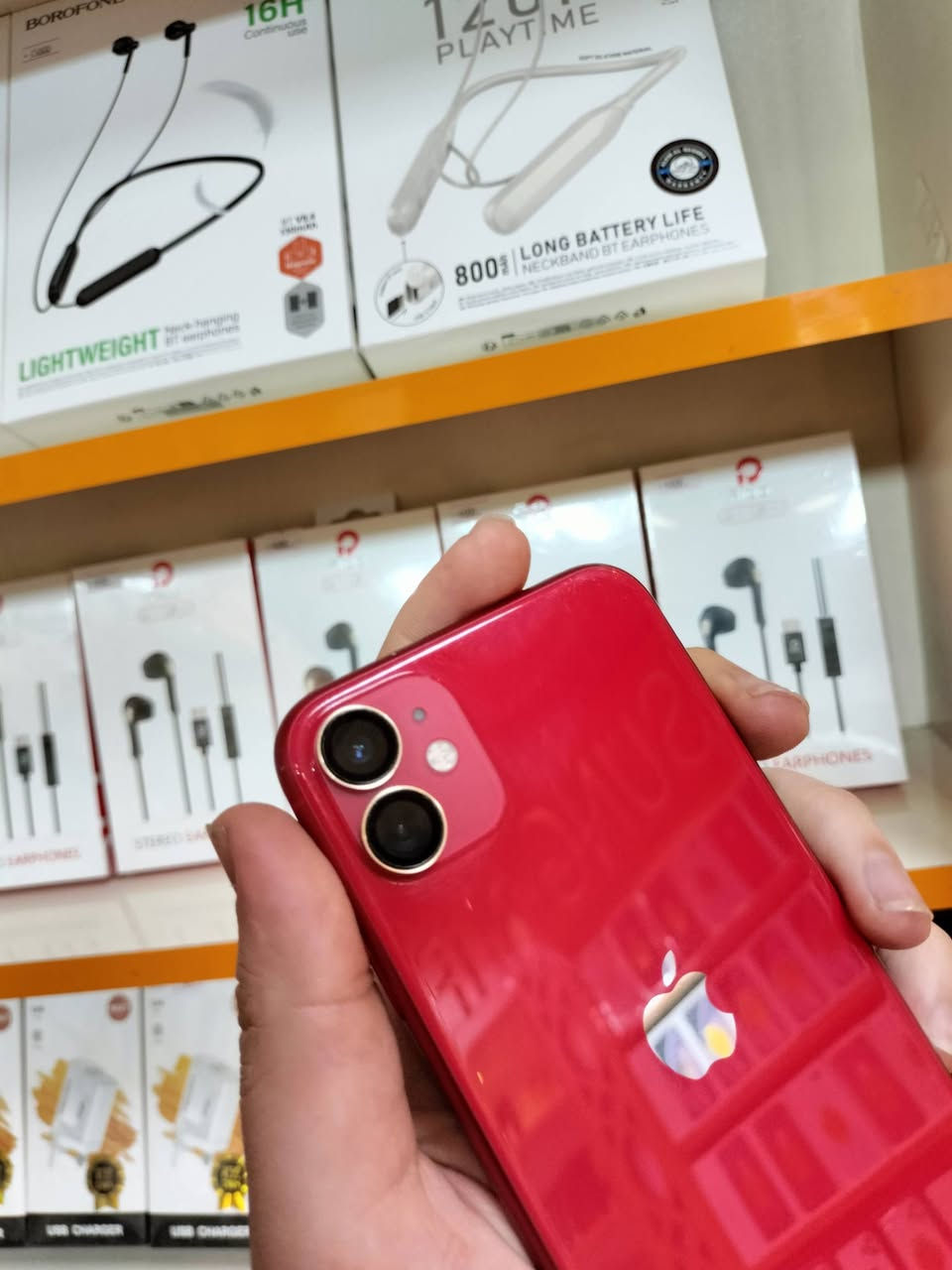 اايفون 11 عادي
ذاكرة 128
بطارية 100 مستبدلة اصلية

مستبدل شاشه نوعية كلش حلوة 🥀🤎
سعرة 165 الف فقط !!

نظافت الجهاز كلش حلوة 

ضمان الجهاز 24 ساعه 
رمادي شارع السينما قرب مكتبة بغداد 

مصطفى الراوي// ***********
