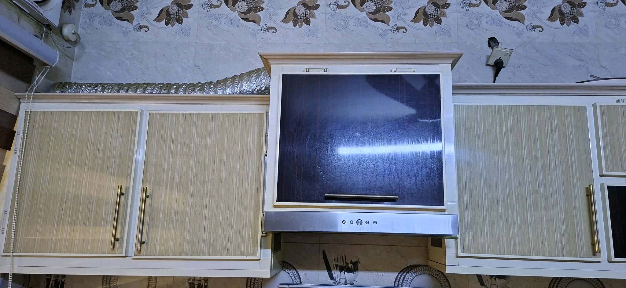 كاونتر مطبخ٥ متر 
بناء مرمر