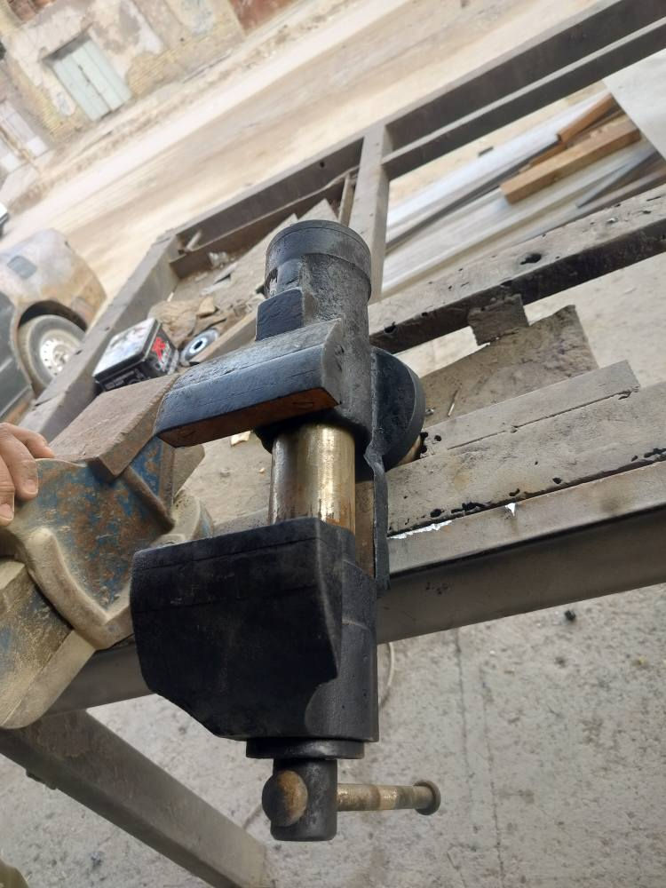 منكنه عدد ٢ للبيع ***********
