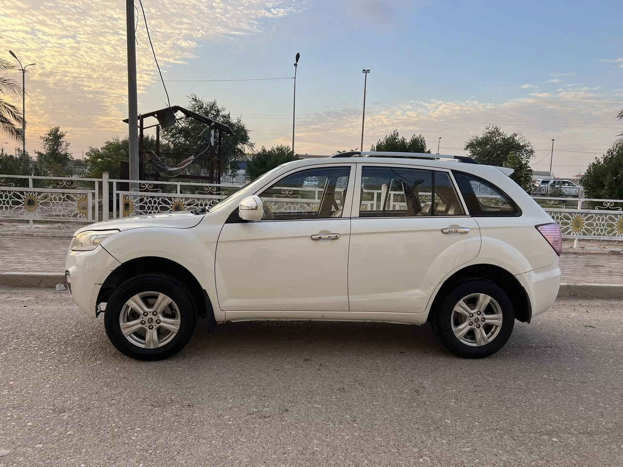 ليفان X60 موديل 2016
كير عادي  محرك 1800 vvt 
رقم ميسان سنويتها 2028 تنتهي 
ماشية 162 الف كم
بيها بارد بالجاملغ الايمن 
سيارة جاهزة  تخم تاير و باتري جديد 
#المداور شرط أساسي
 للاستفسار واتساب أو اتصال ***********
