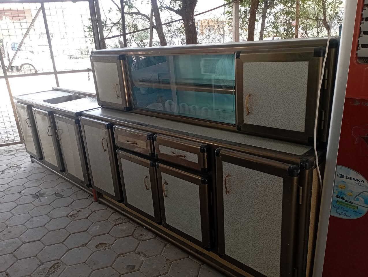 انواع الغراض المنزلية نجف حي الحسين خلف مطعم العزاءم مقابل هيئة الحج والعمره القديمه  ***********
