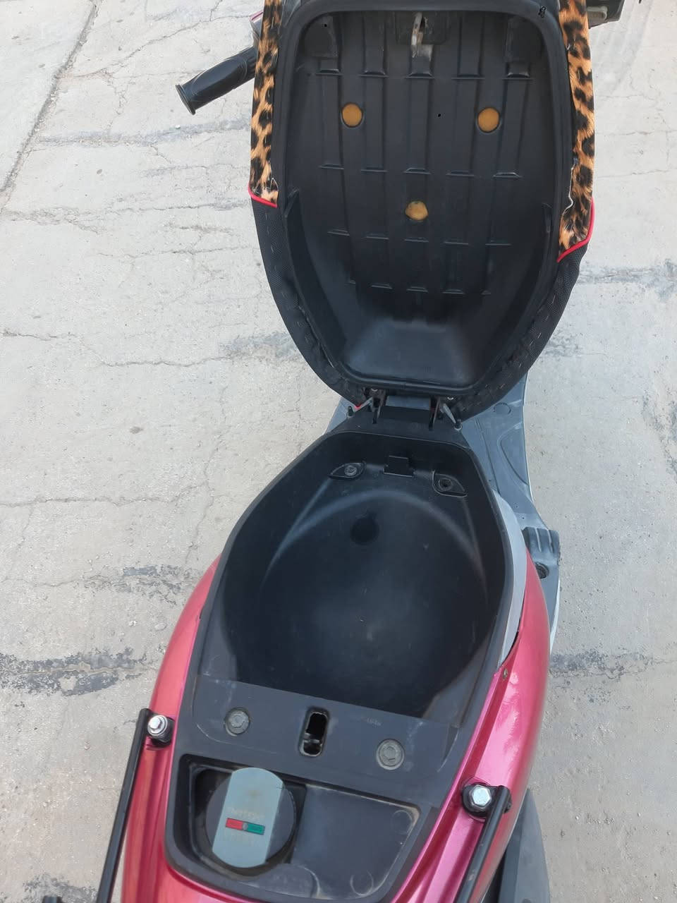 للبيع ماكس منغولي مكينه مامفتوحه نهضه ومعدل شرط 100 كهربائيات شغاله كلها نگرت سلف السعر850وبيها مجال مكاني السماوه  اتصال ***********
