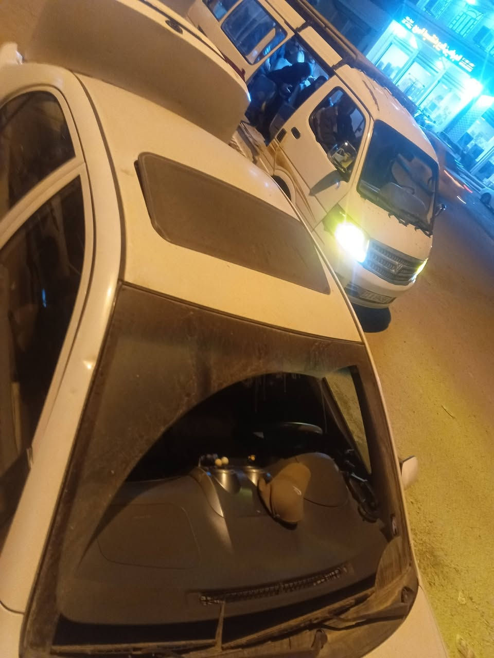 سلام عليكم للبيع بي واي دي رقم بغداد السياره كير مكينه خير من الله السياره مكفولة مابيه نقص دواخل جديد صدر جديد السعر 63وبيها مجال مكاني التاجي سبع البور هذا رقمي ***********
