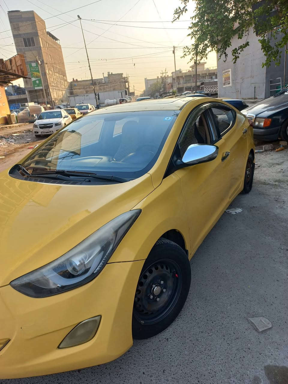 السلام عليكم للبيع النترا خليجي 2013 بصمة فتحة كامرة شاشة حساس فول مصفرة هيئة وغرامات رقم انكليزي جديد سنوية جديد السعر 110 عنواني بغداد ***********
