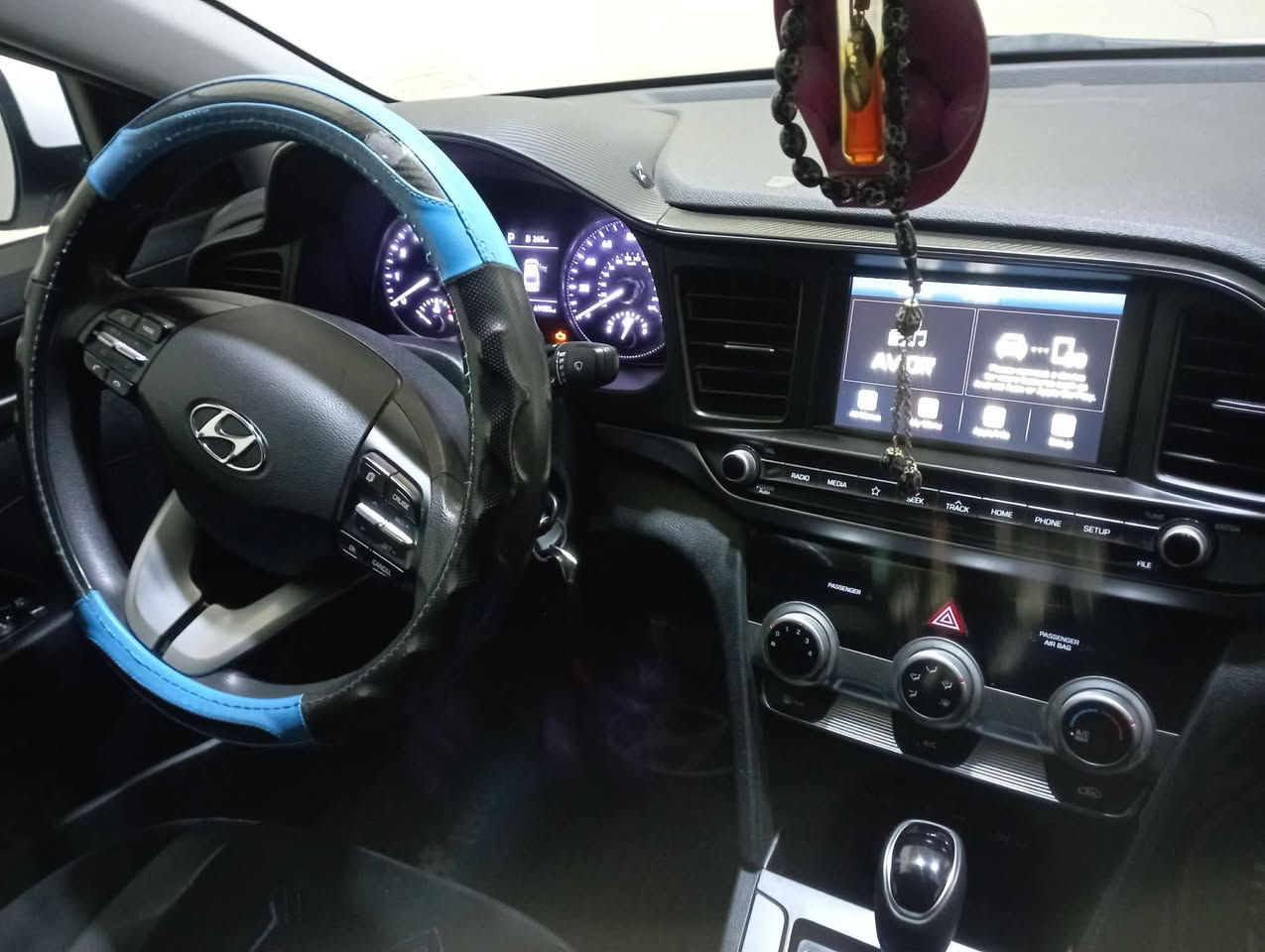 سيارة النترا 2019 كير ATM ماشي 69 رقم نينوى بأسمي السعر 135 بيها مجال بسيط سيارة جديدة 
الاتصال على 
***********
موجود رقم الشاصي تكدر تشوف ضررها 
مكلف بالنشر الاتصال على الرقم
