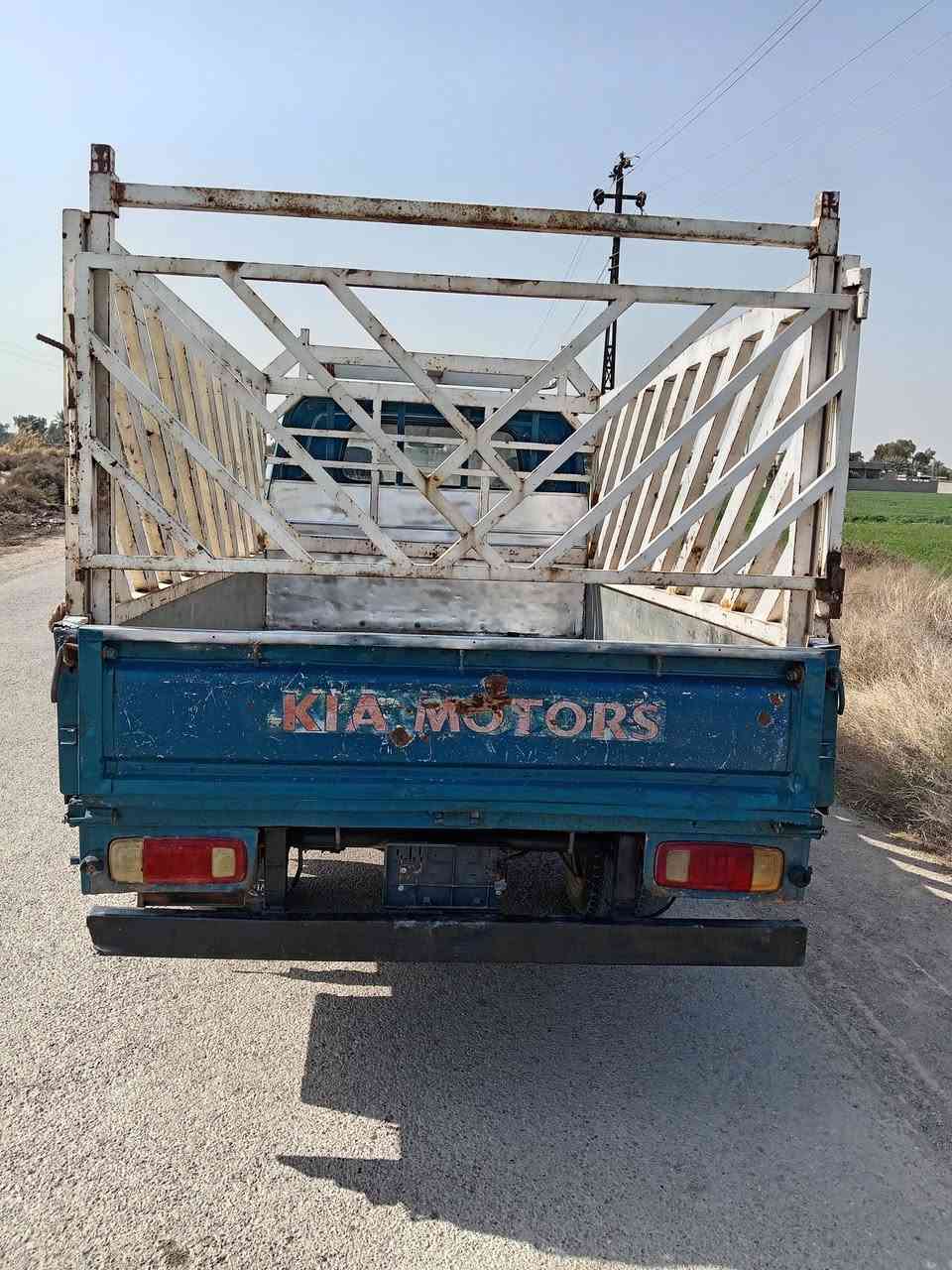 السلام عليكم فونتيرا موديل ٩٩ بدون رقم سياره سعر 26 ورقه مكان السياره بغداد تاجي ***********
