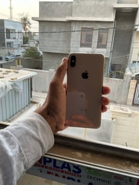 آيفون XS ماكس • ٢٥٦ • نضافه ١٠٠/١٠٠