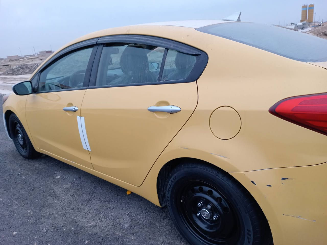 كيا فورتي موديل ٢٠١٥ 
أمريكي بدون حادث فقط دعاميه مبدله 

السياره مال بيت مامشتغلين بيها تكسي

منضومه غاز

تخم تاير جديد

السياره جاهزه من كل النواحي

السعر ١١٠ قفل

***********
