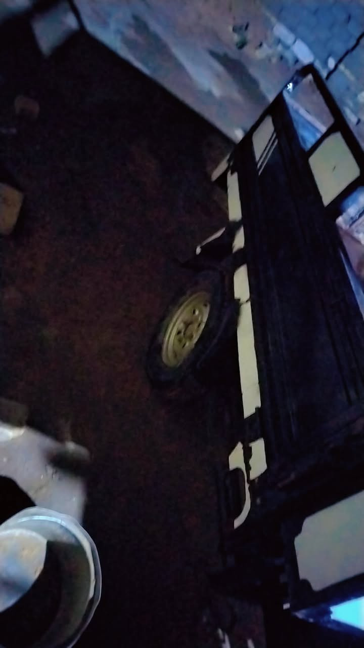 السلام عليكم شباب ستوته جهاز نظيفه موديل 19 ماكينه 22 نظيفه حلوه خوش ستوته اوراق مقفوله مكان الديوانيه الحمزه ونتصل على هذا الرقم***********
