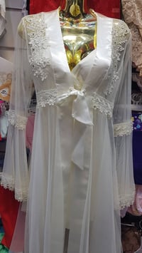 روب نسائي قصير • ٣ قطع • النجف شارع الخورنق