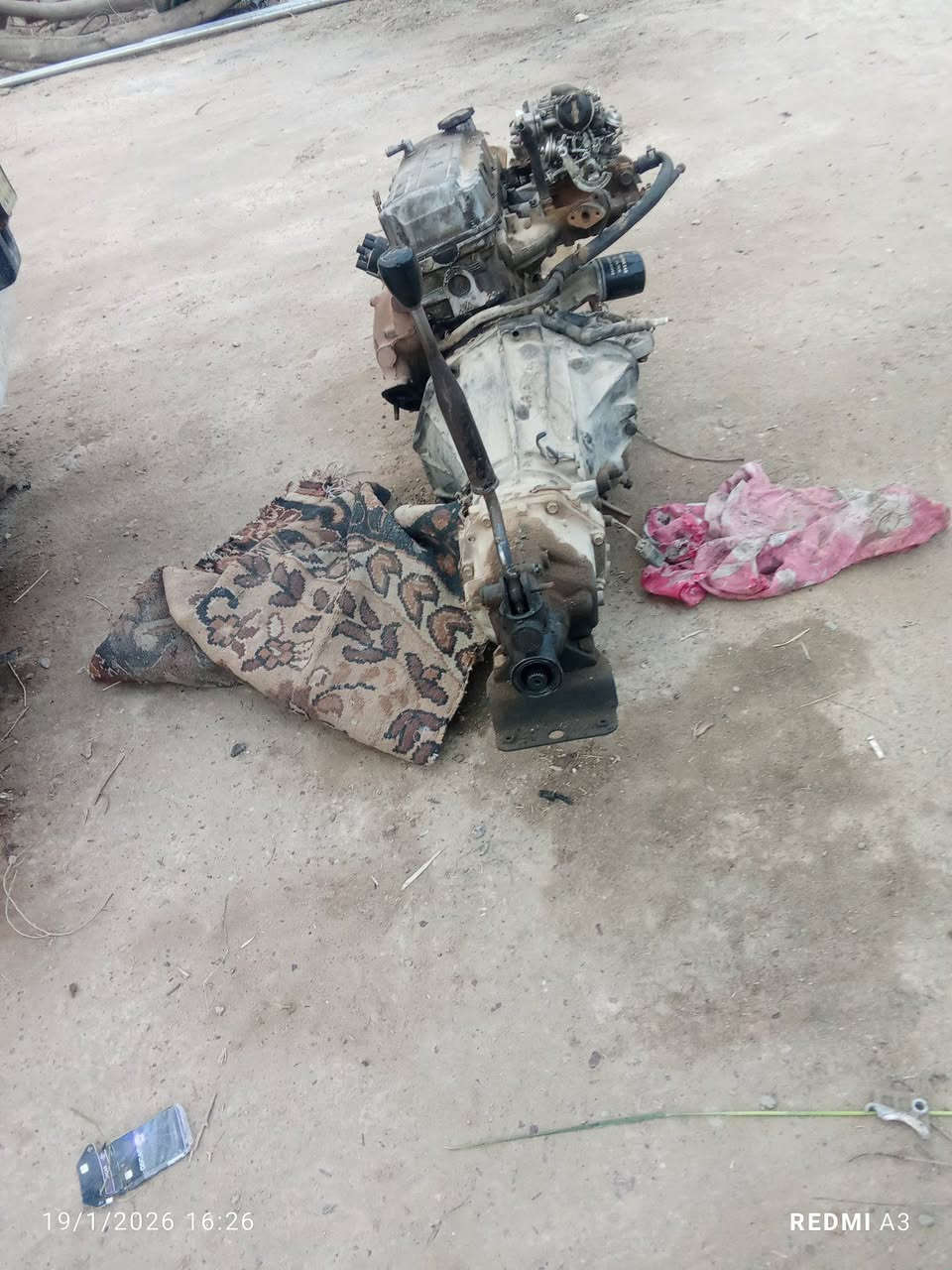 سلام عليكم يوجد مكينه وكير مال نيسان شبوط موديل 88 محرك 2400وكيركامله هيه وتفرعاته كير 5نمر ولبك 6مكان بغداد أبو غريب وهاذ رقمي للتواصل ***********
